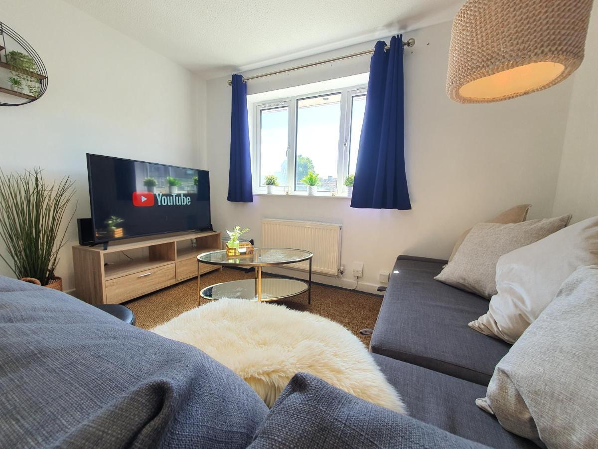 Thesiger Court Apartments - Free Private Parking - By Property Promise Cardiff Esterno foto