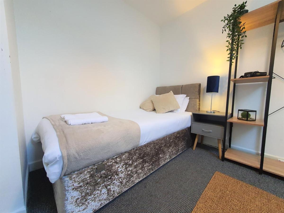 Thesiger Court Apartments - Free Private Parking - By Property Promise Cardiff Esterno foto